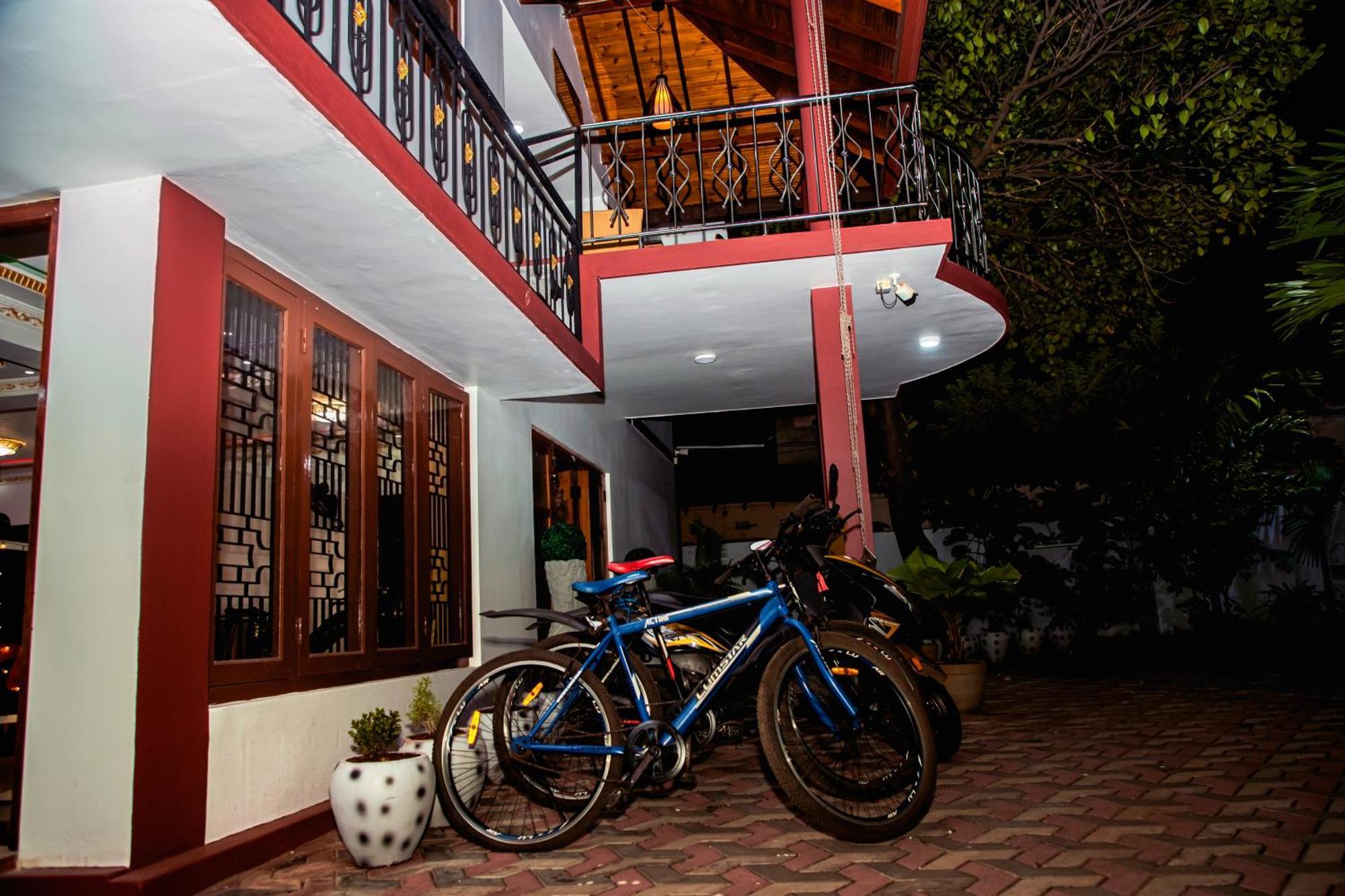 Golden Star Guest House Джафна Екстер'єр фото