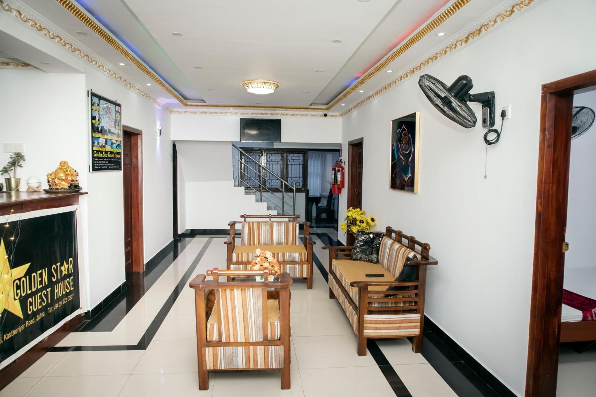 Golden Star Guest House Джафна Екстер'єр фото