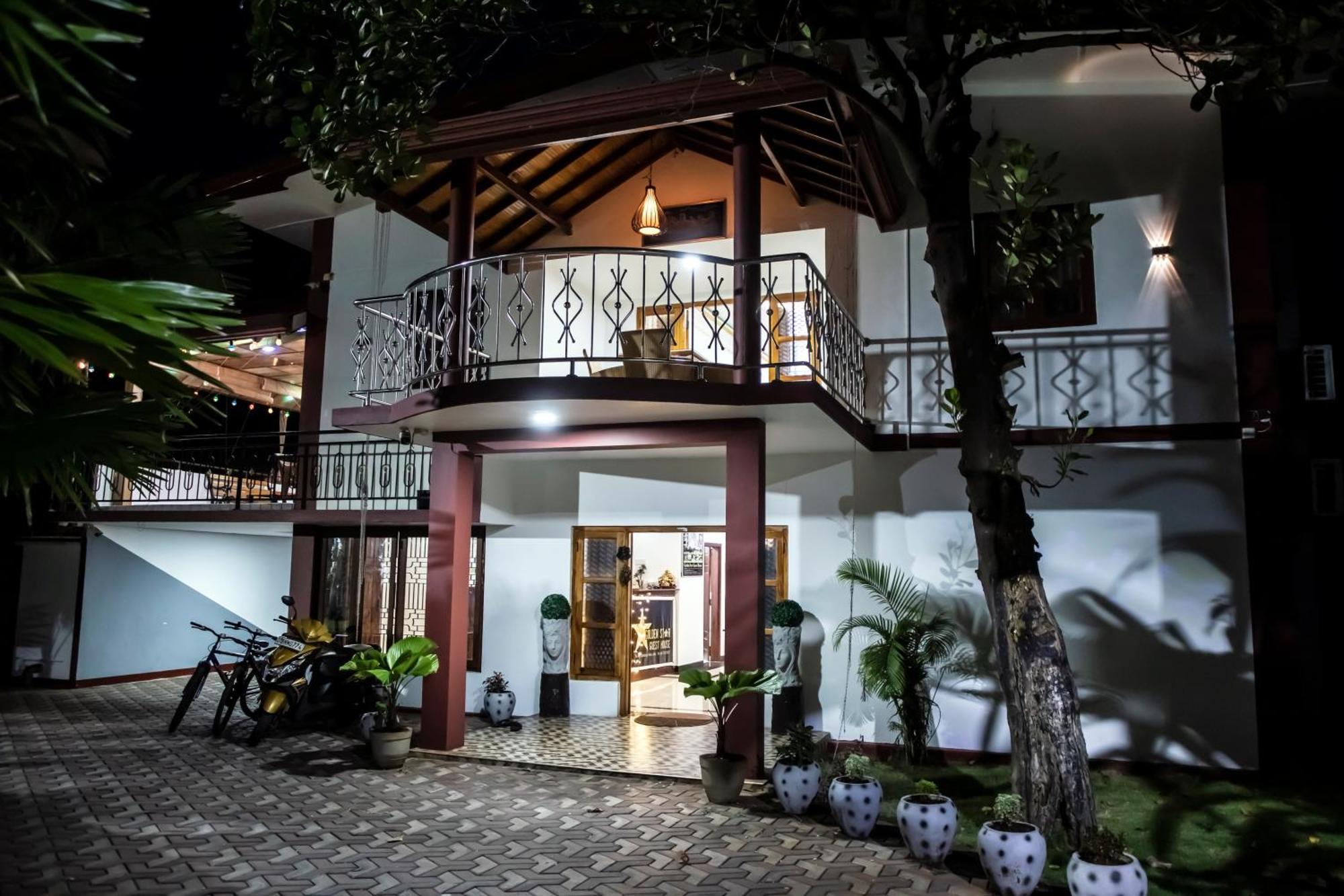 Golden Star Guest House Джафна Екстер'єр фото