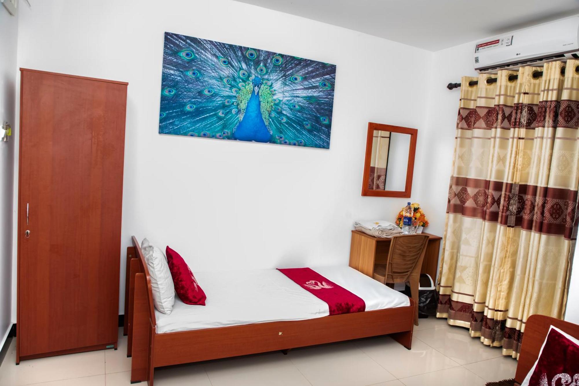Golden Star Guest House Джафна Екстер'єр фото
